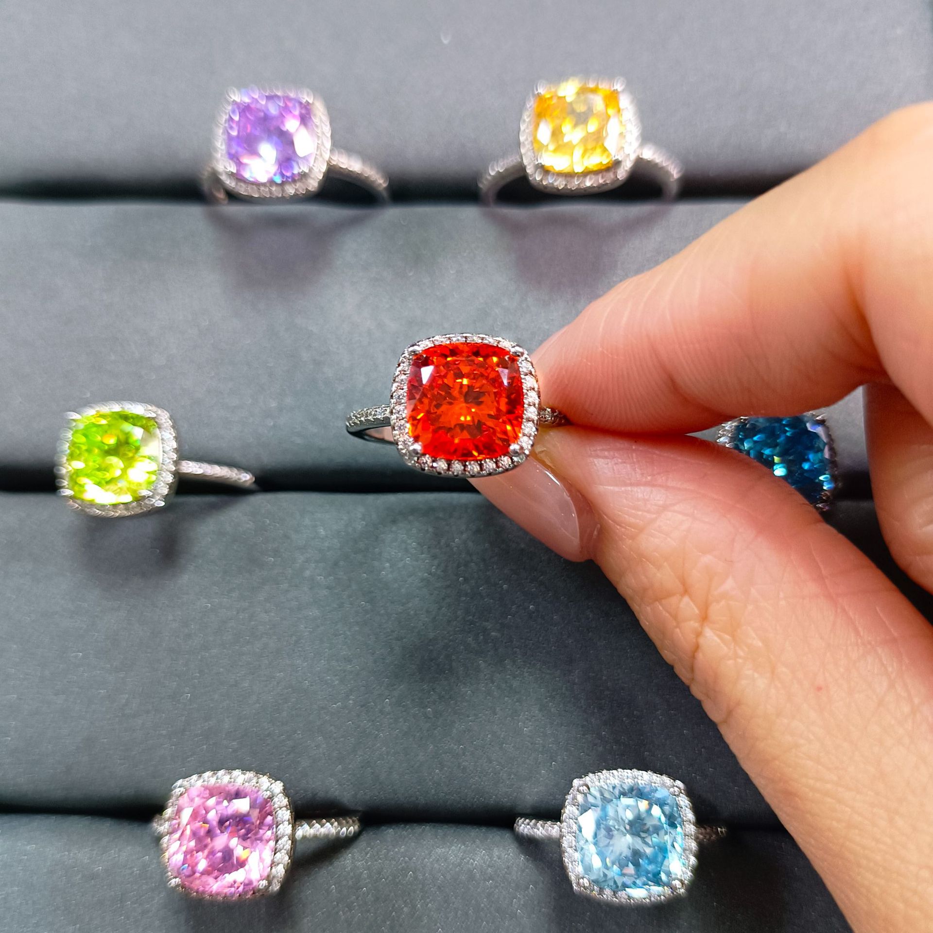 https://cf.cjdropshipping.com/quick/product/731f150a-90e6-4f62-b605-432a4c60d609.jpg