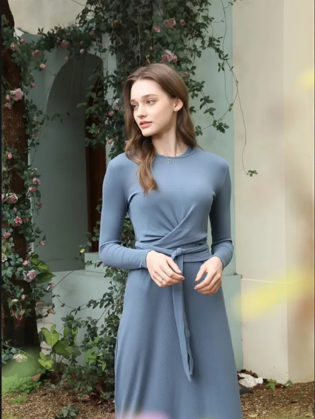 Pure Color Simple And Elegant Two piece Suit Women's Summer New Round Neck Personality Blue - Shop at LoveMi