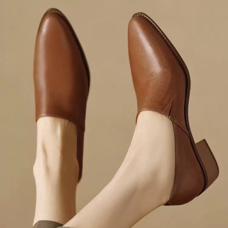 Chunky-heeled Pointed-toe Vintage Leather Shoes For Women