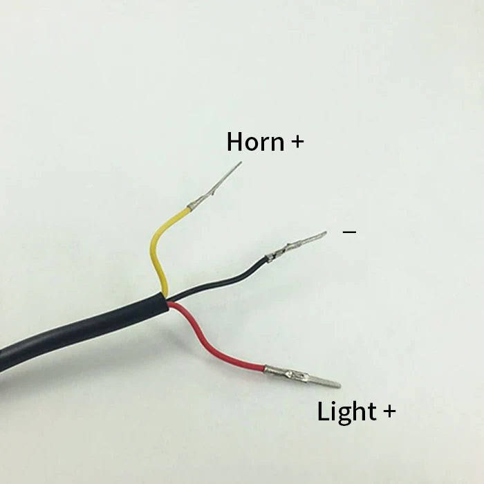 Title 9, Elektrikli araba farı