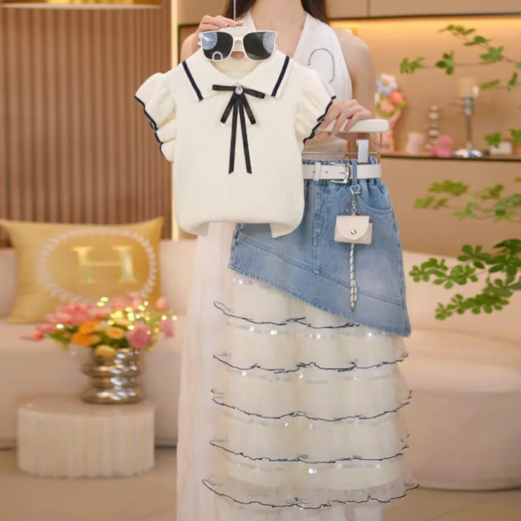 Girls Bow-Knot Polo Shirt And Denim Skirt Set