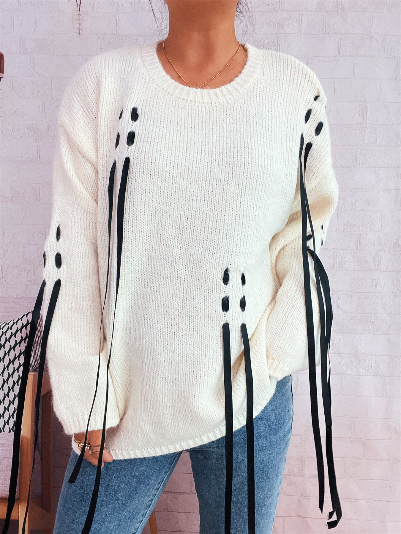 Handmade Lace-up Knitted Round Neck Long Sleeve Loose Sweater