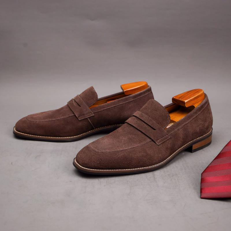 Men's Casual Versatile Solid Color British Loafers