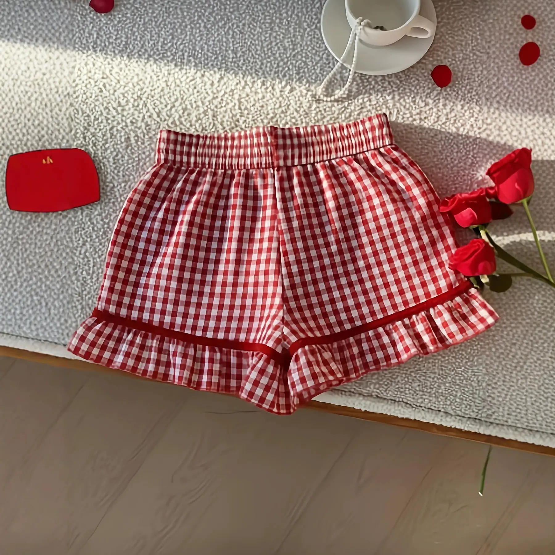 Womens Ruffled-edge Shorts For Outside Wear