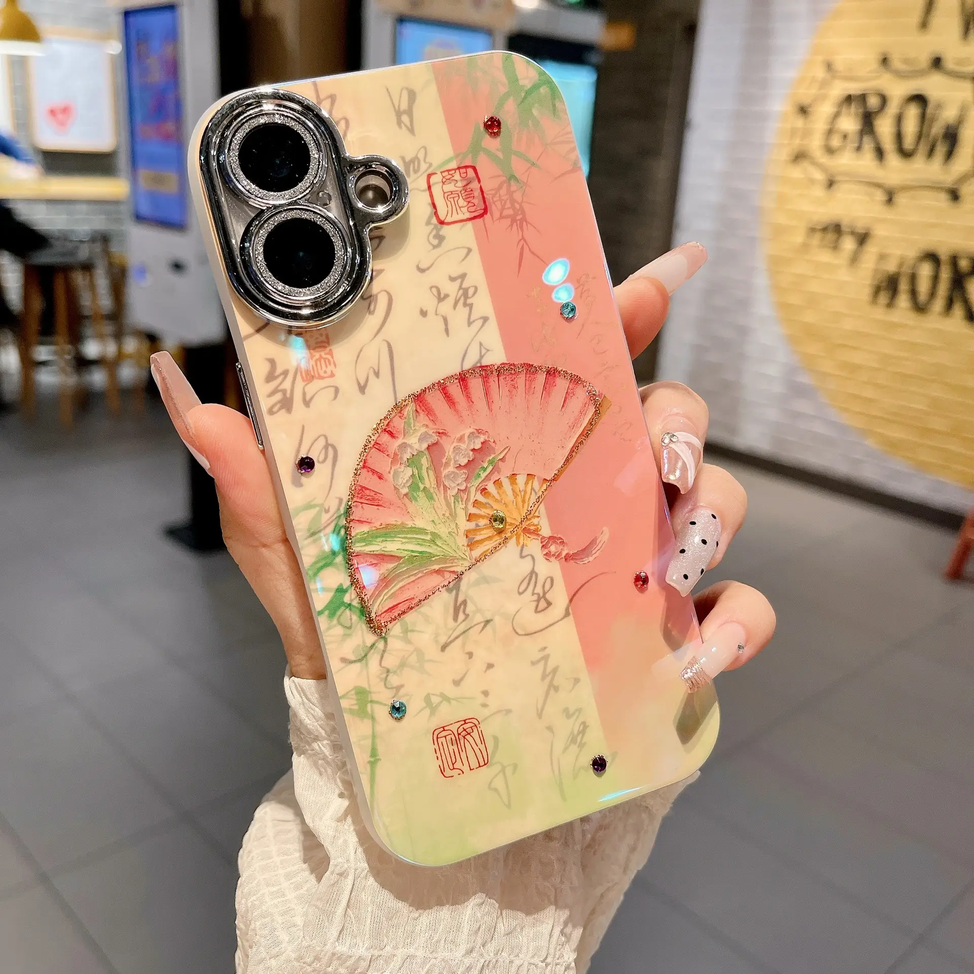 Trendy National Style Drop-resistant Protective Cover