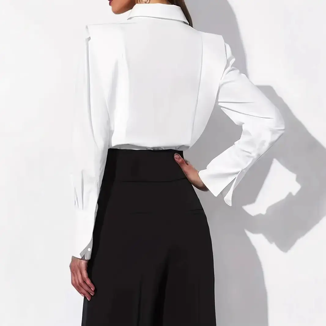 New Arrival White Shirt With A Straight-shoulder Design For Women
