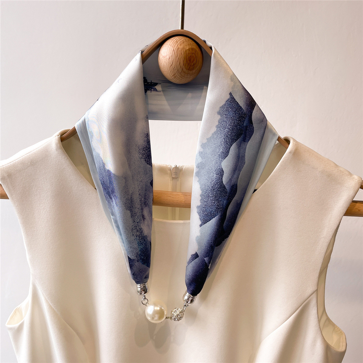 Magnetic Snap Silk Scarf 2