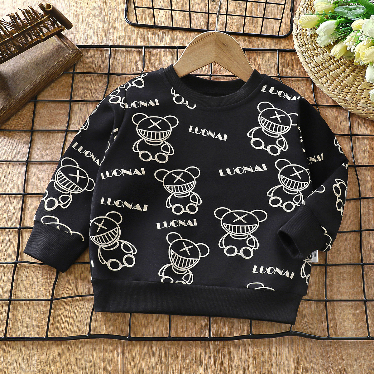 L10 Hip Hop Bear Black