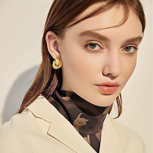 Buy Women's Clothing Online | Buy Trending Dresses for Women