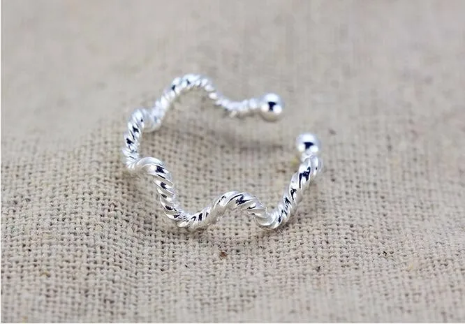 Title 5, Wave Twist Ring voor dames Elegantie en modern ...