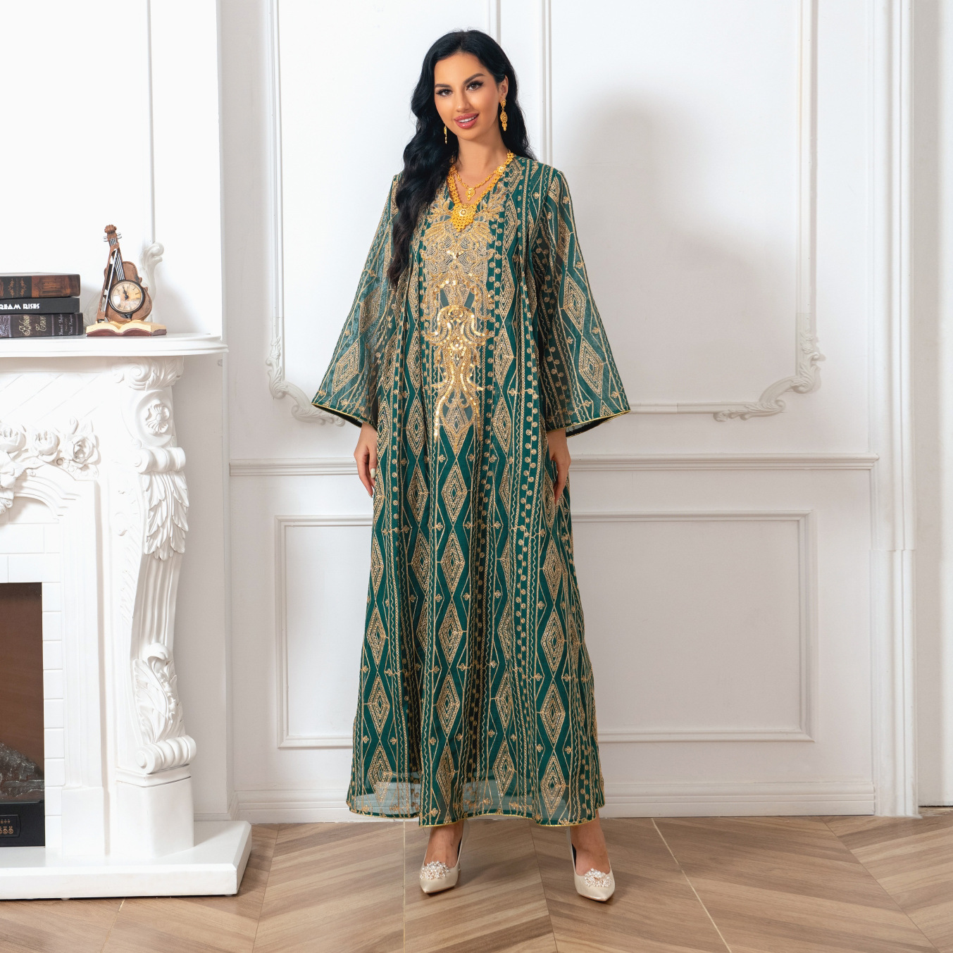 Muslim Saudi Dubai Evening Gown Embroidered Robe