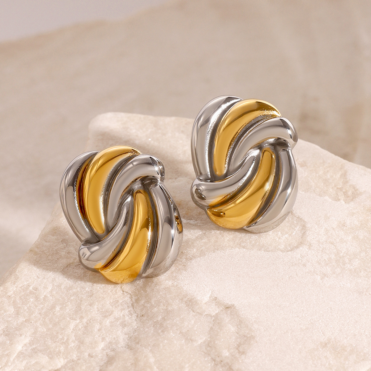 Stainless Steel Wave Contrast Color Ear Studs 18K Female
