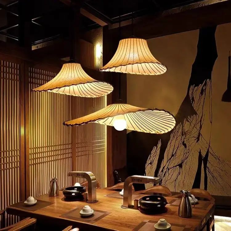 Creative Straw Hat B & Hot Pot