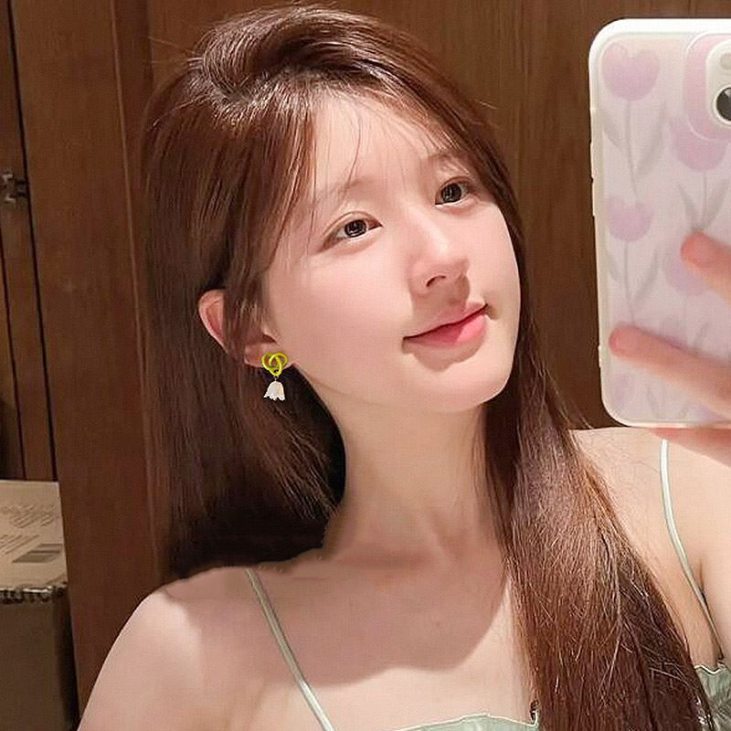 Silver Needle Unique Green Knotted Flower Stud Earrings