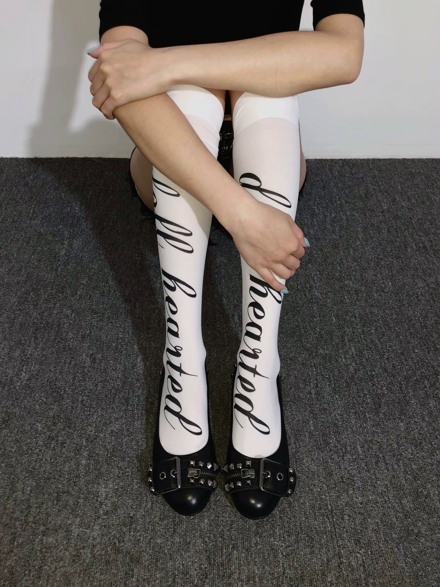 Women's Ballet-style Leather Flats With A Single Flats — worn view 7