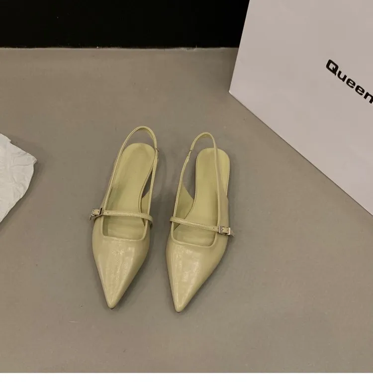 Temperamental Minority Women's With Toe Box Sandals - Khaki