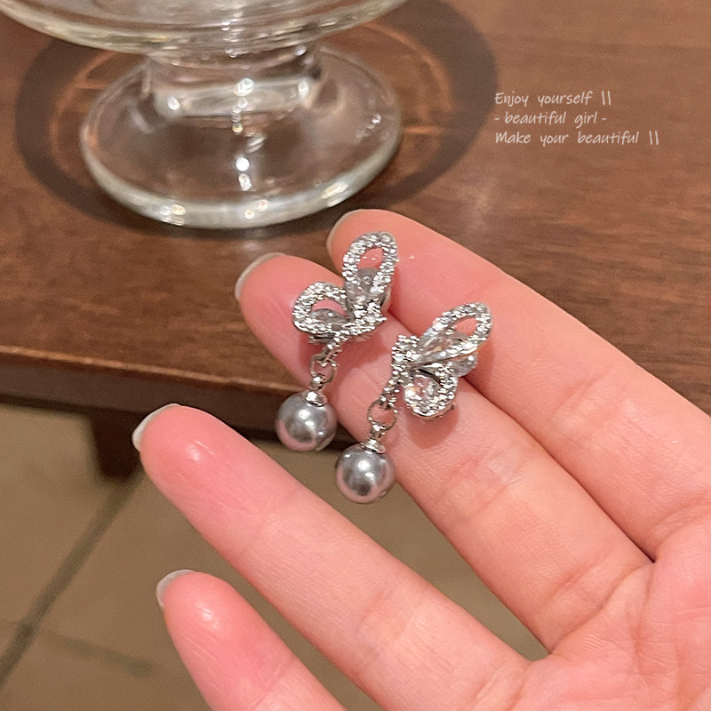 Retro Stud Designer Touch Statement Drop Earrings