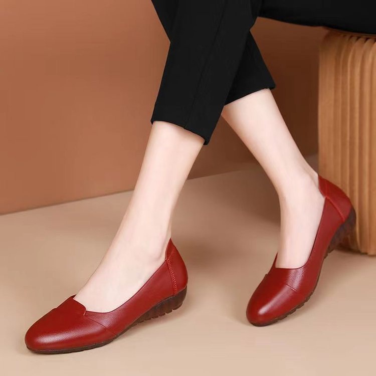 Low-Heeled Wedge Flats, picture 6 of 6