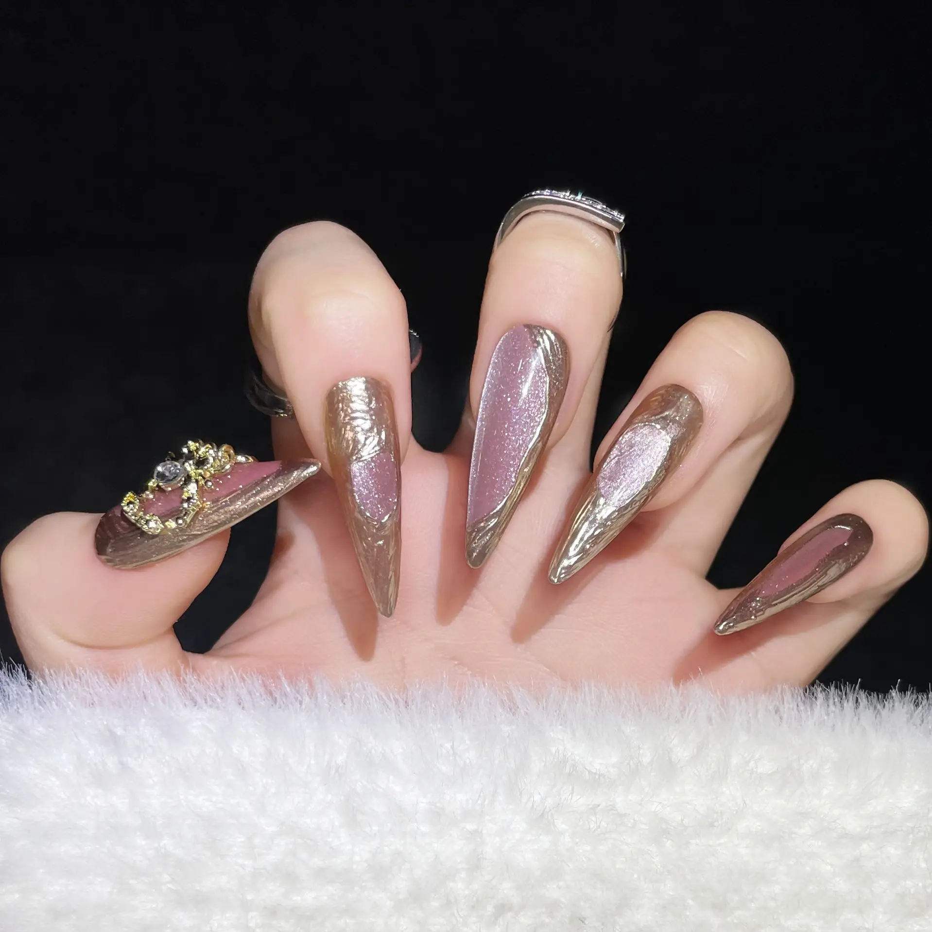 Qianjinmingyuan Gentle Manicure