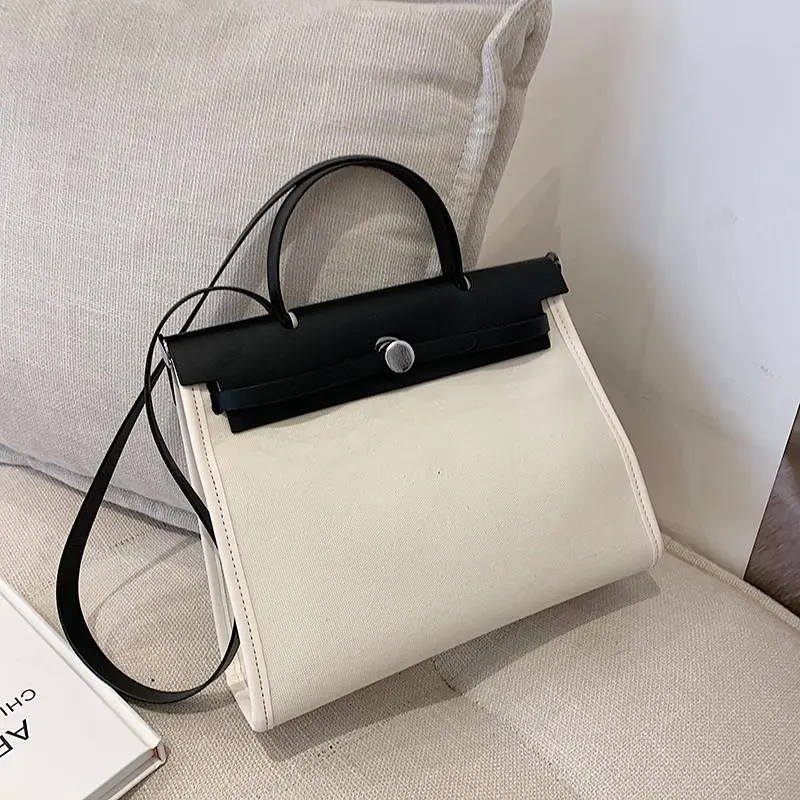 Large Capacity Simple Tote Bag - White