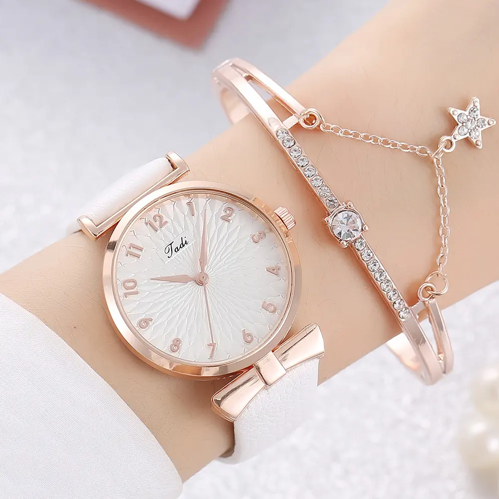 Watch Female Student New Set Fashion Literal Drainage Product