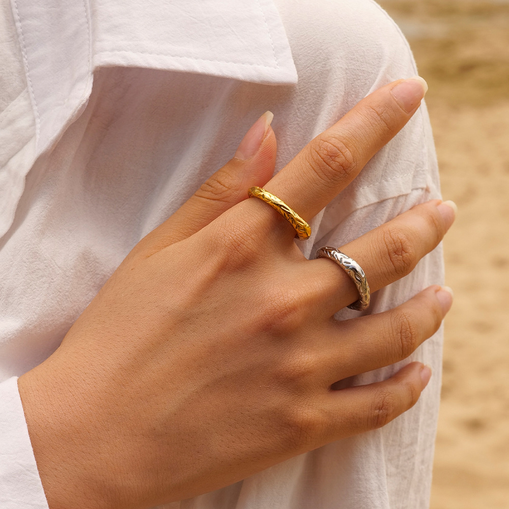 Women's Fashion Gold-plated Hammered Simple Bracelet Ring