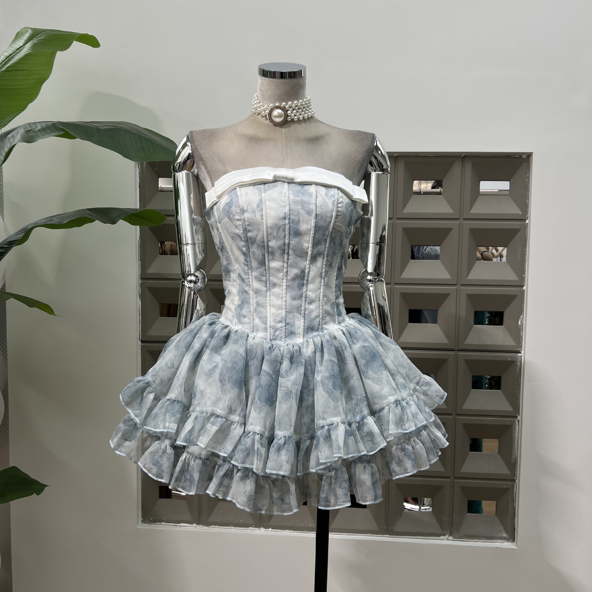 Fishbone Waist Tube Top Puffy Girl Dress