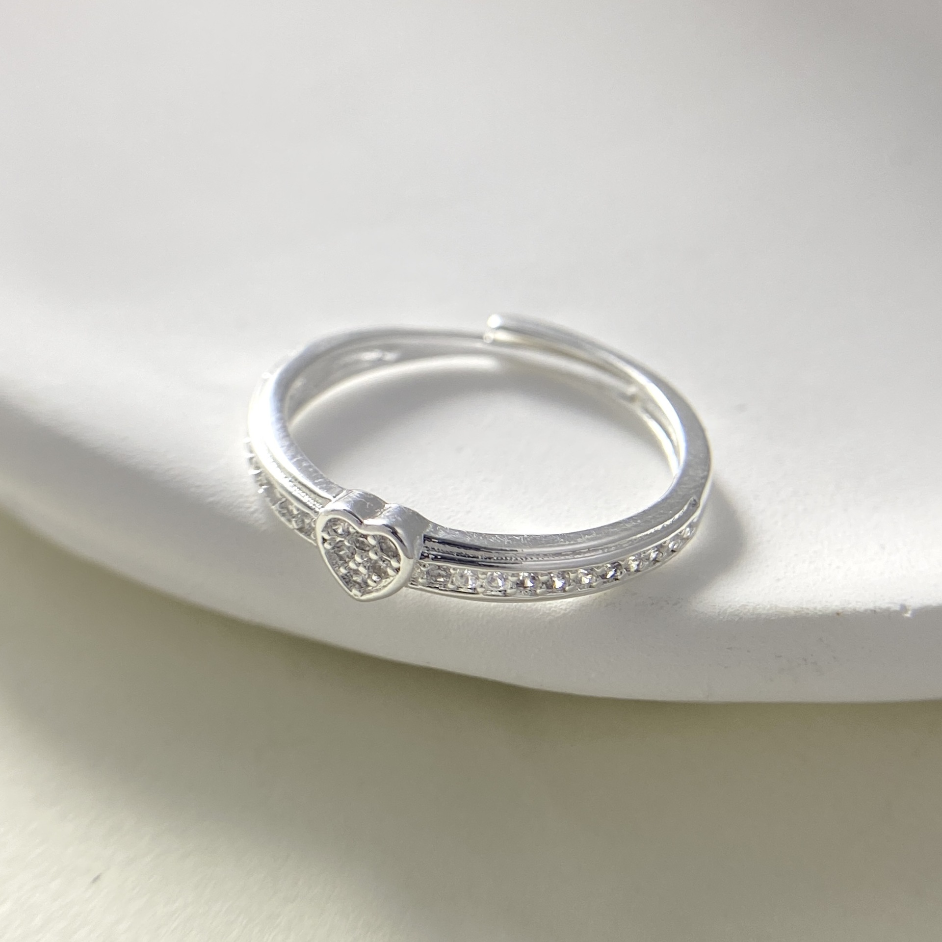 https://cf.cjdropshipping.com/quick/product/765efdf8-0b8d-4643-a13d-054718773b05.jpg