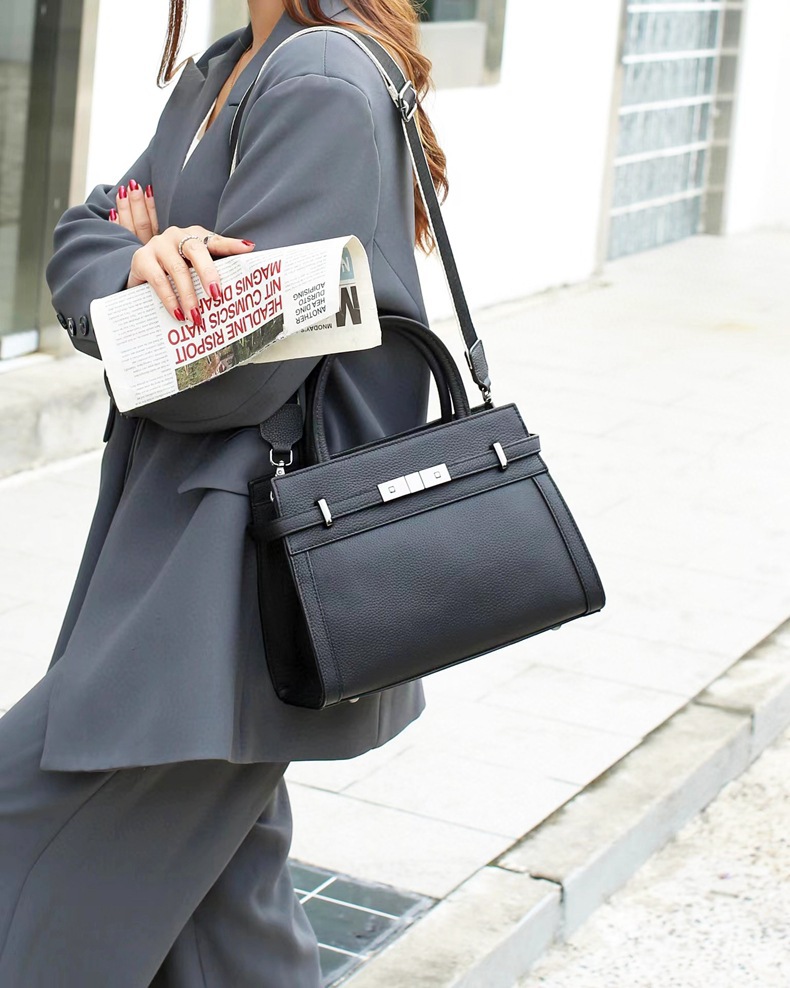 Cowhide tote bag profile