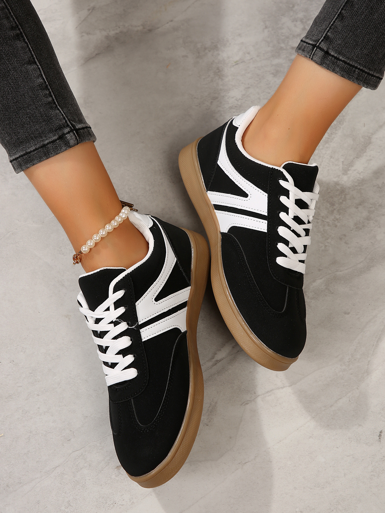 Womens Retro Casual Round-Toe Sports Running Flats