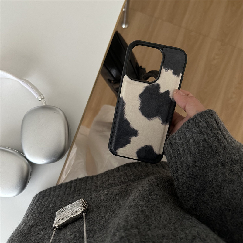 Black And White Animal Pattern Phone Case All-inclusive Drop-resistant - Image 4