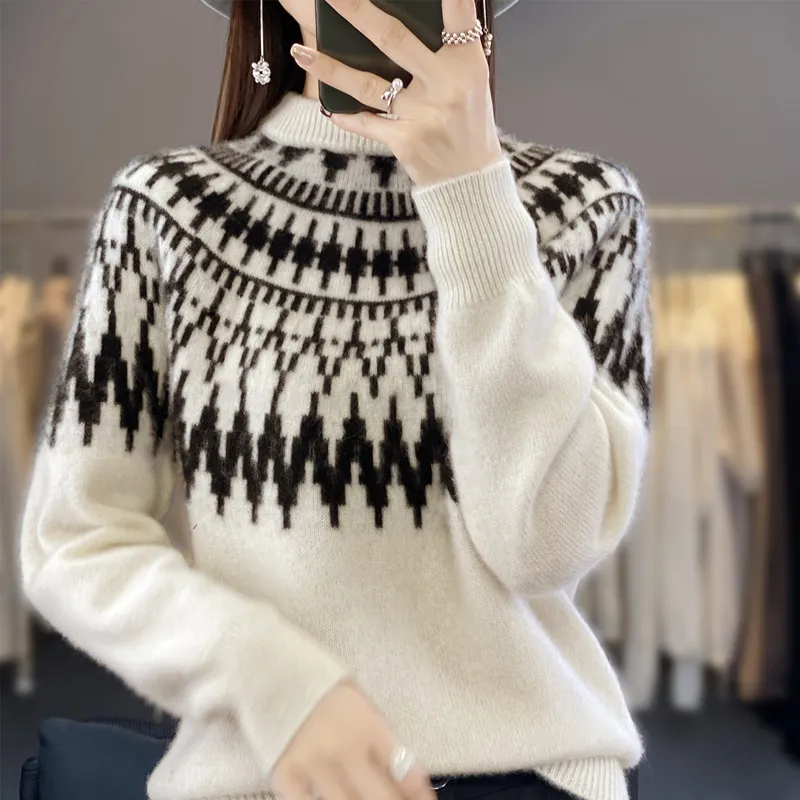 Half Turtleneck Seven-pin Thickened Sweater - Beige