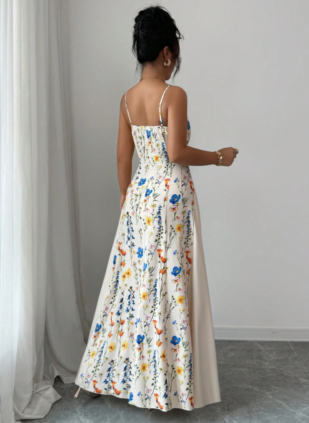 Buy Women's Clothing Online | Buy Trending Dresses for Women