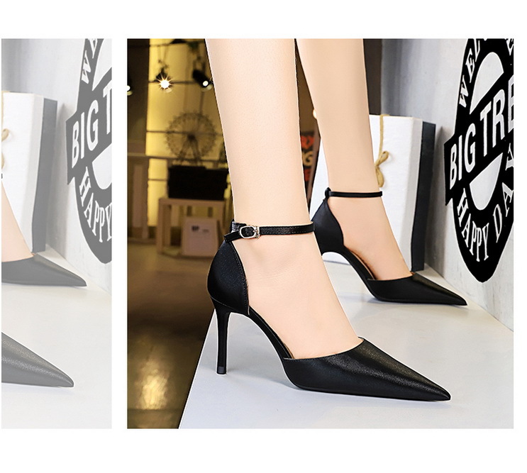 Title 4, Dames Simple Hollow Heels, elegante en comforta...