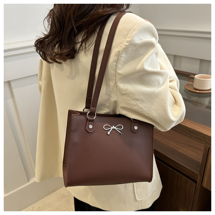 Buy Women's Clothing Online | Buy Trending Dresses for Women