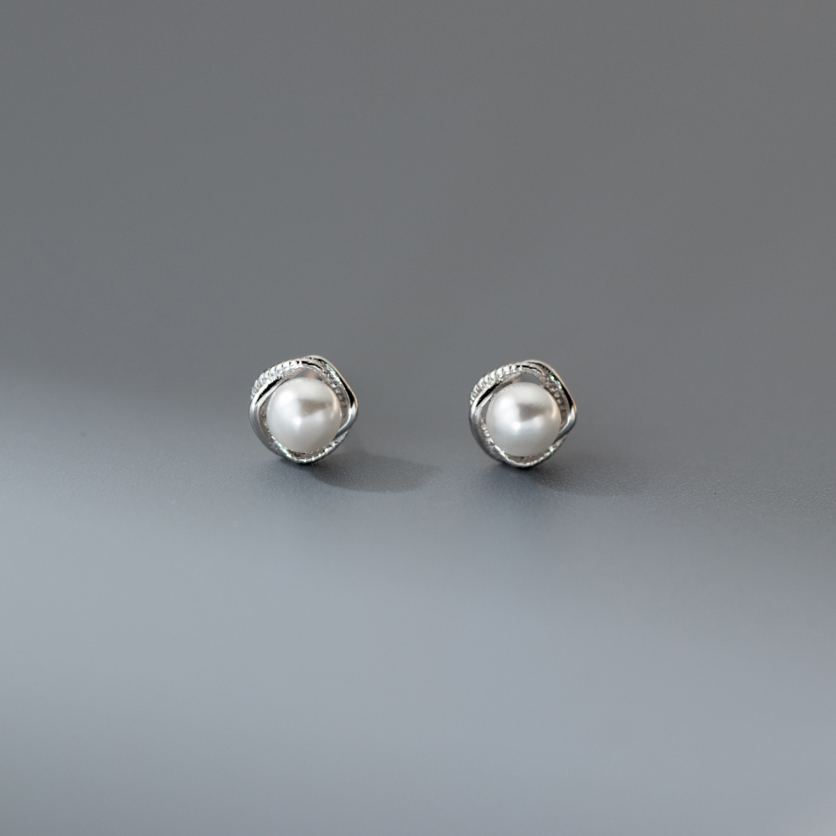 https://cf.cjdropshipping.com/quick/product/76e39945-8301-44e4-87c4-cfb51c18a7f8.jpg