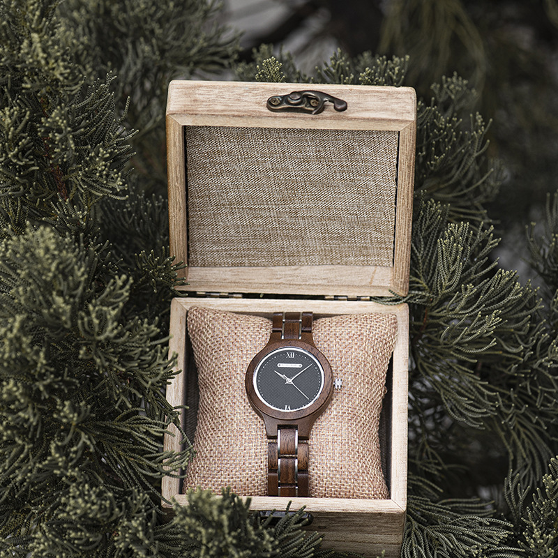 Fashionable Classic Analog Quartz Watch 5