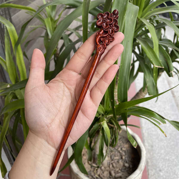 Ebony Antique Carved Hairpin 21