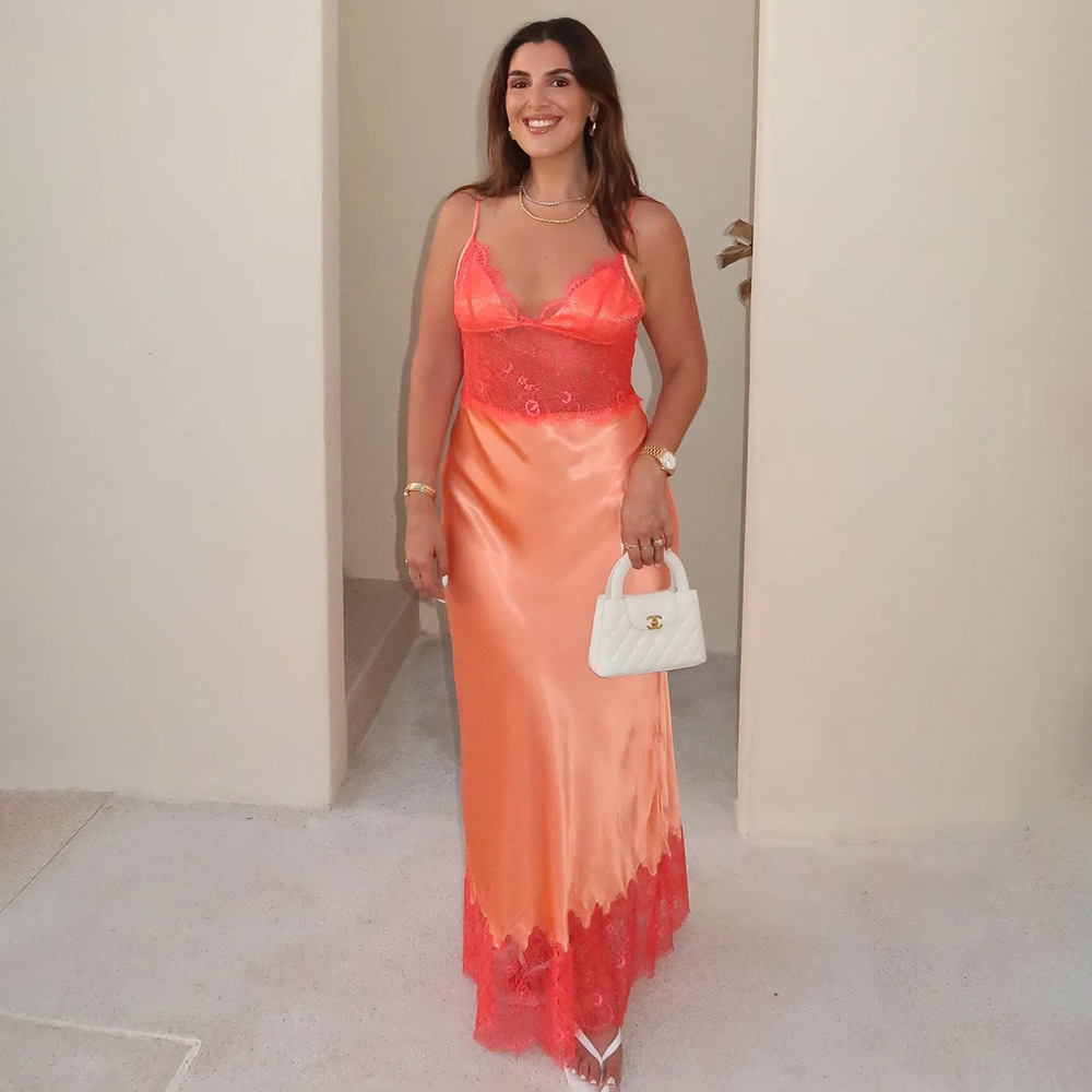 Buy Women's Clothing Online | Buy Trending Dresses for Women