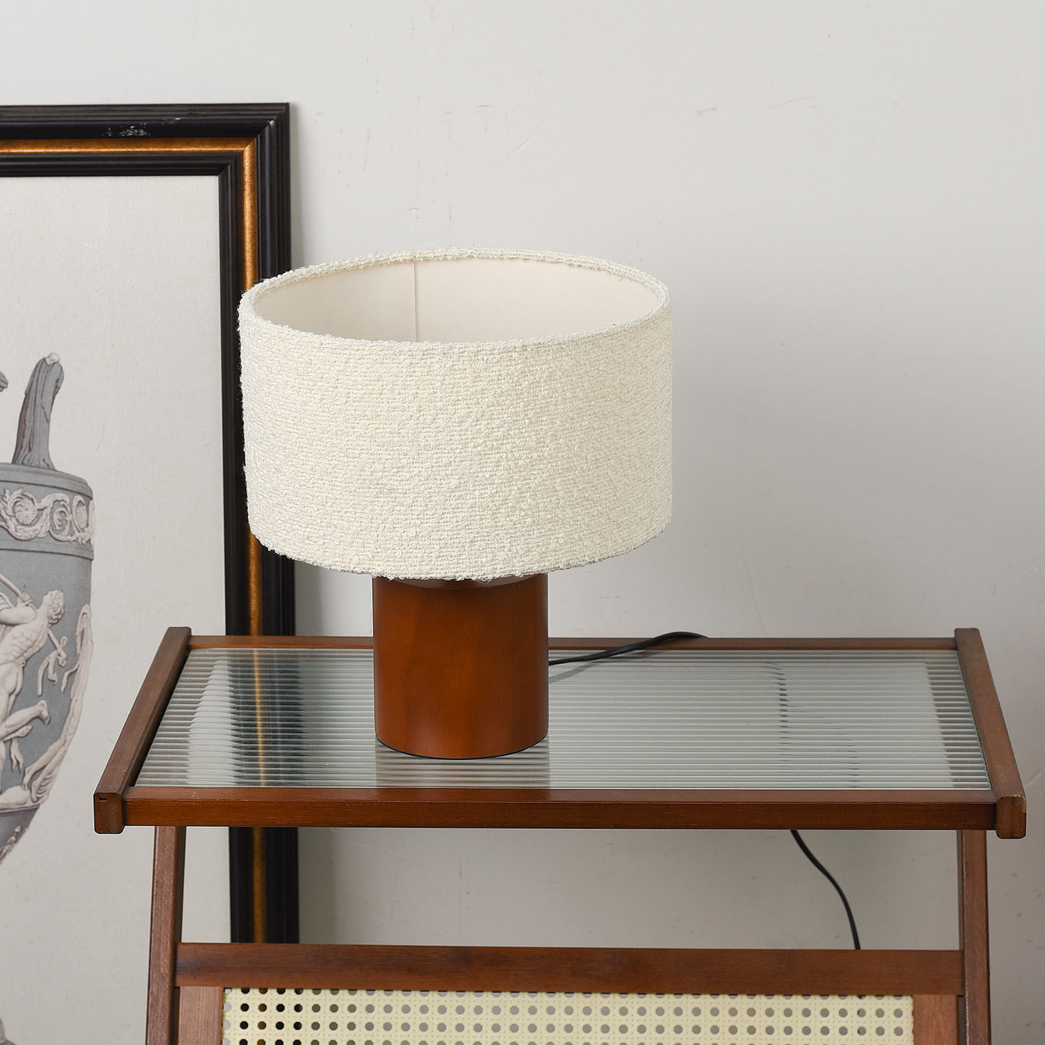 Lampe de table de chevet créative de style influenceur – Image 6