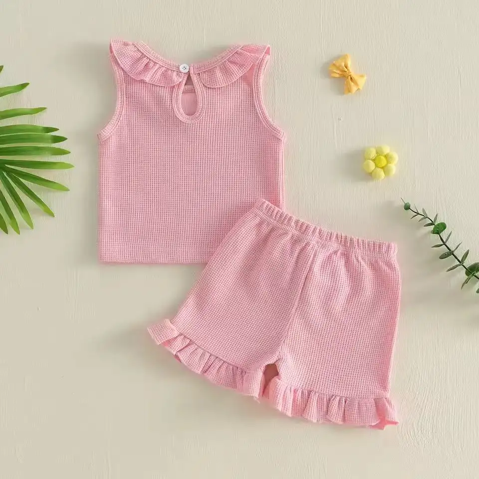 Sleeveless Ruffled-neck Top And Solid-color Bow-trimmed Shorts Set