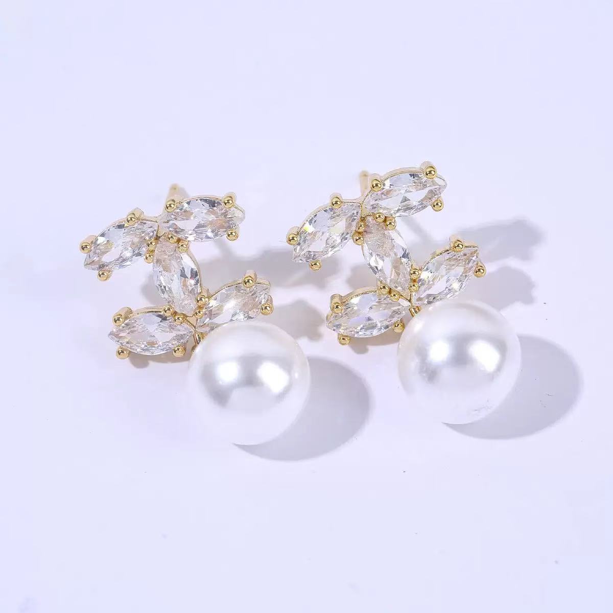 Pearl Zircon Earrings Womens Floral Design Ear Jewelry