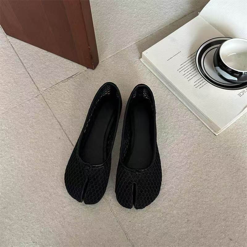 Open-Toe Split-Toe Ballet Flats, picture 2 of 4