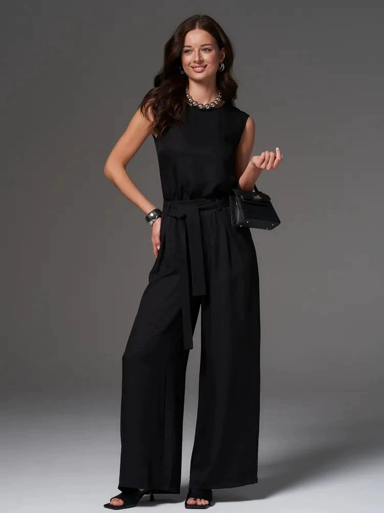 Sleeveless Cotton-Linen Wide-Leg Pants Two-Piece Set in Black – front view showing relaxed sleeveless top and flowing wide-leg pants