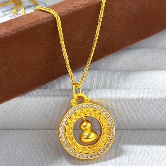 A Spinning Gourd Pendant Adorned With Diamond-studded Wheat Ears - Jewelry & Watches