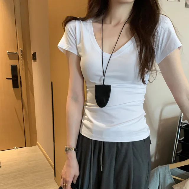 Crew neck Slim fit Short sleeve T shirt White - Shop at LoveMi