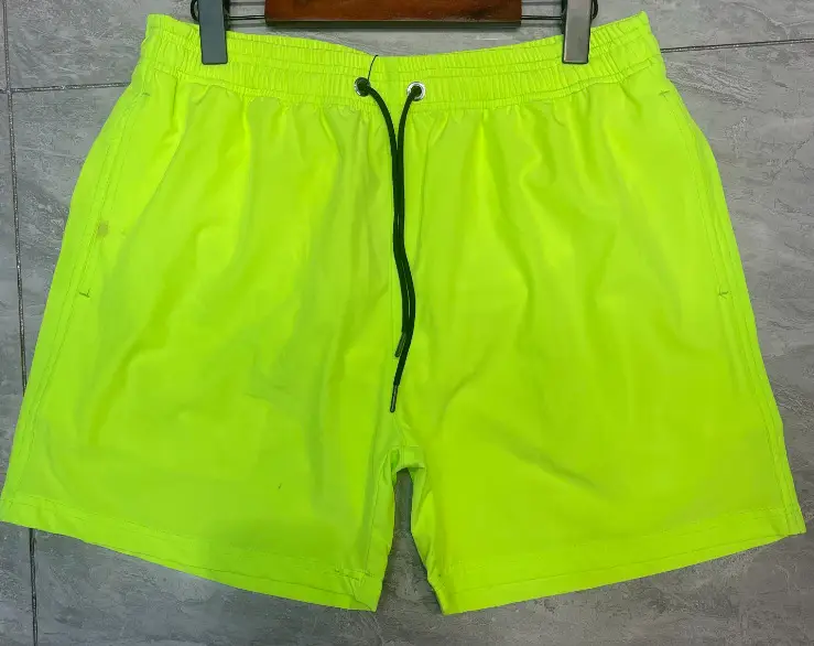 Full Elastic Force Loose Sports And Leisure Solid Color Shorts