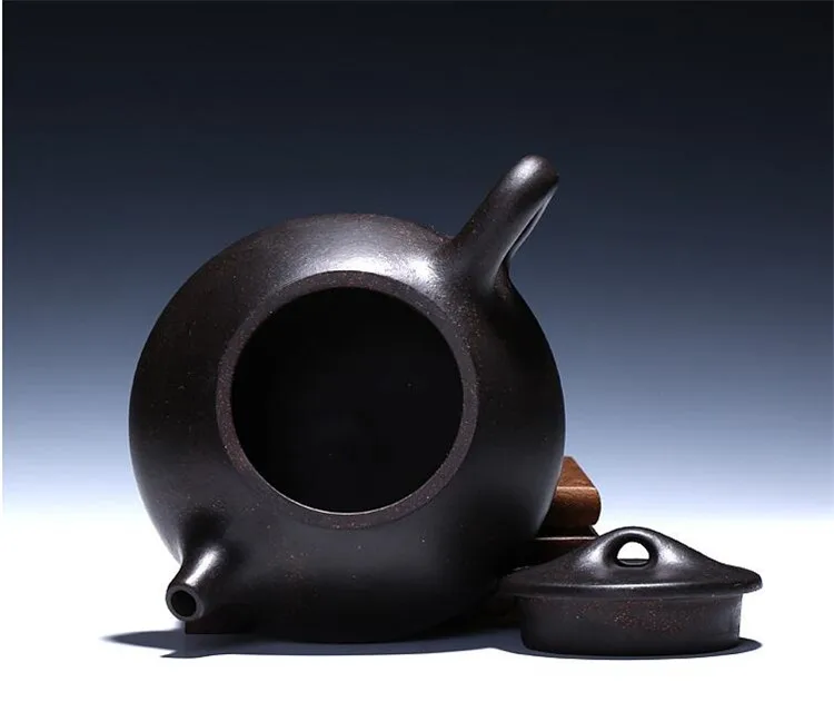 Title 9, Black Zhujing Jingzhou Painted Stone Ladle Pot