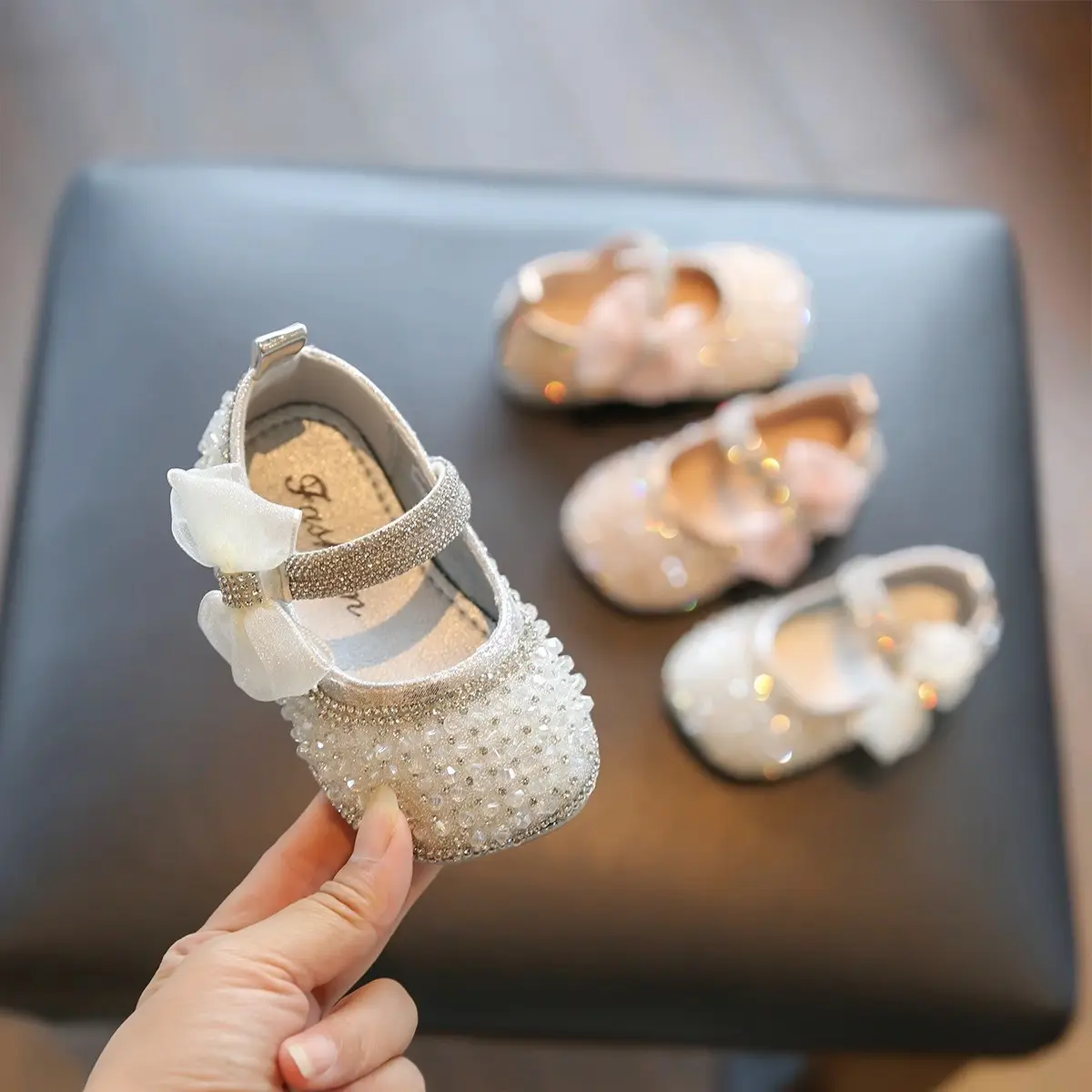 Soft Bottom Leather Shoes Baby Pumps Fashion