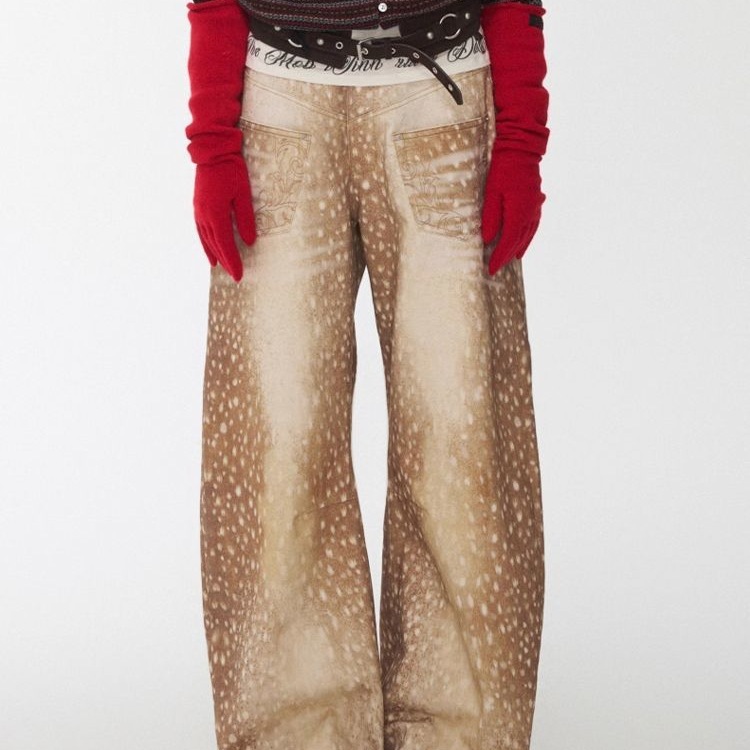 Retro Plus-size Distressed Faux-Aged Deer Print Denim Jeans